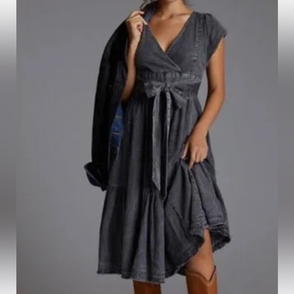 Pilcro Midi Denim Dress Size 0 - Picture 3 of 14